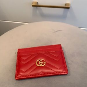 Gucci GG Marmont Card Case in Red